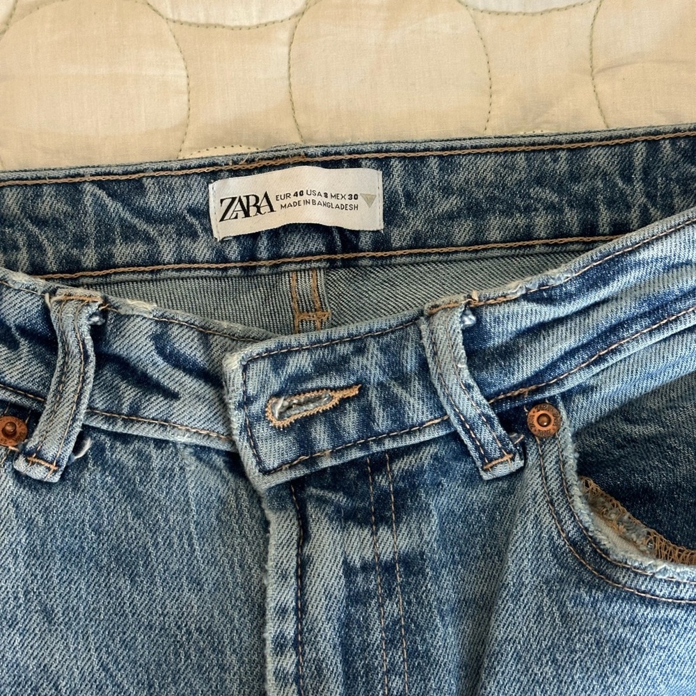 Zara Woman’s Blue Jeans